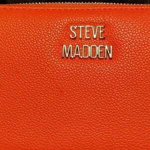 Brand New Without Tags Steve Madden Wristlet/Wallet